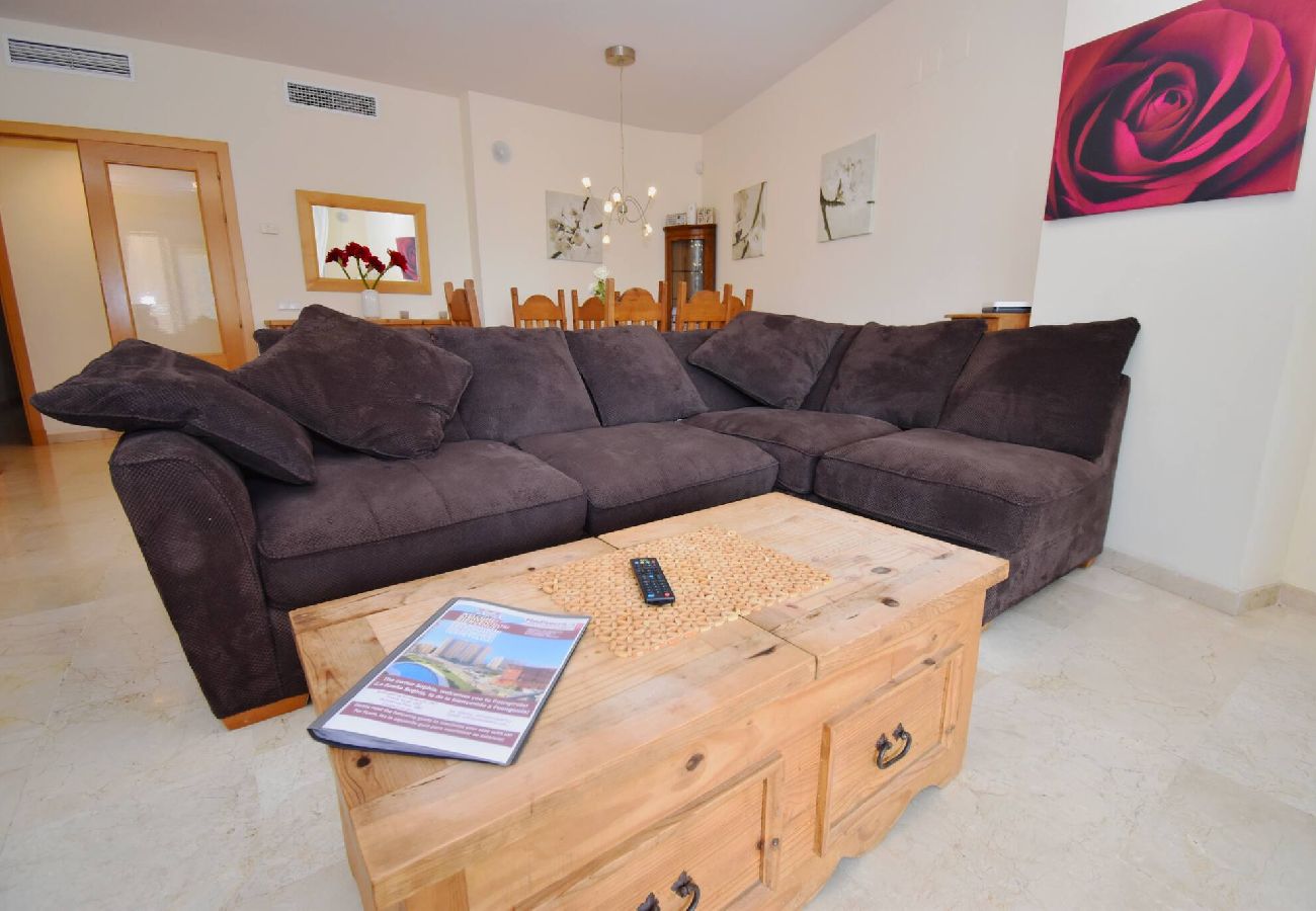 Apartamento en Fuengirola - 3 Dorm/Piscina/Parking privado/200m de la Playa 