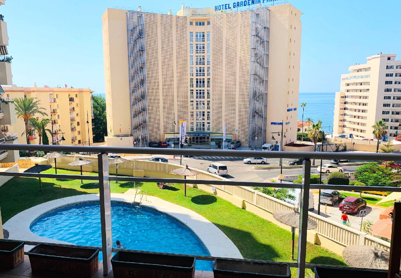 Apartamento en Fuengirola - 3 Dorm/Piscina/Parking privado/200m de la Playa 