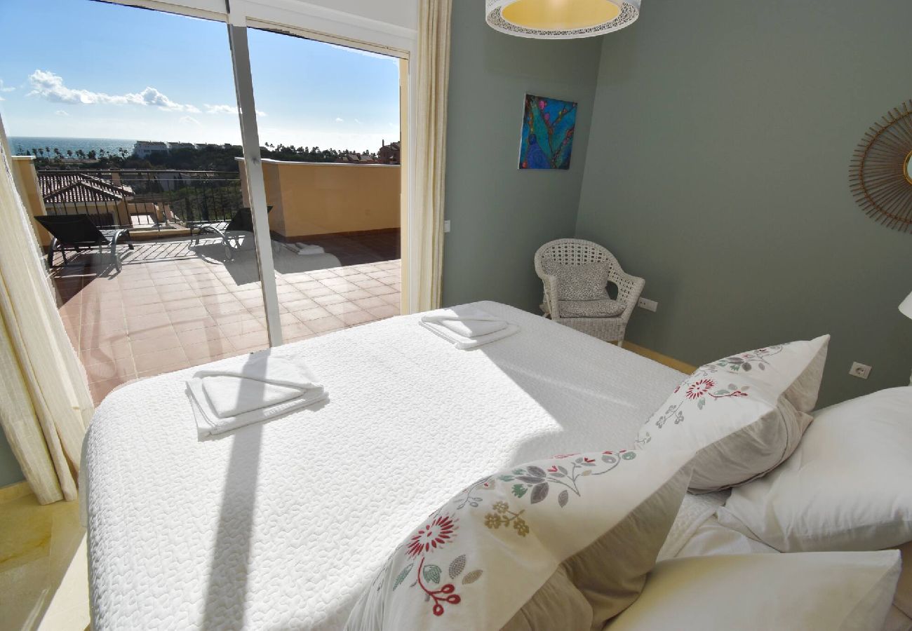 Apartamento en Mijas Costa - Atico con vistas preciosas del Mediterranean!