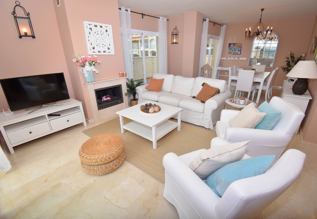 Apartamento en Mijas Costa - Atico con vistas preciosas del Mediterranean!