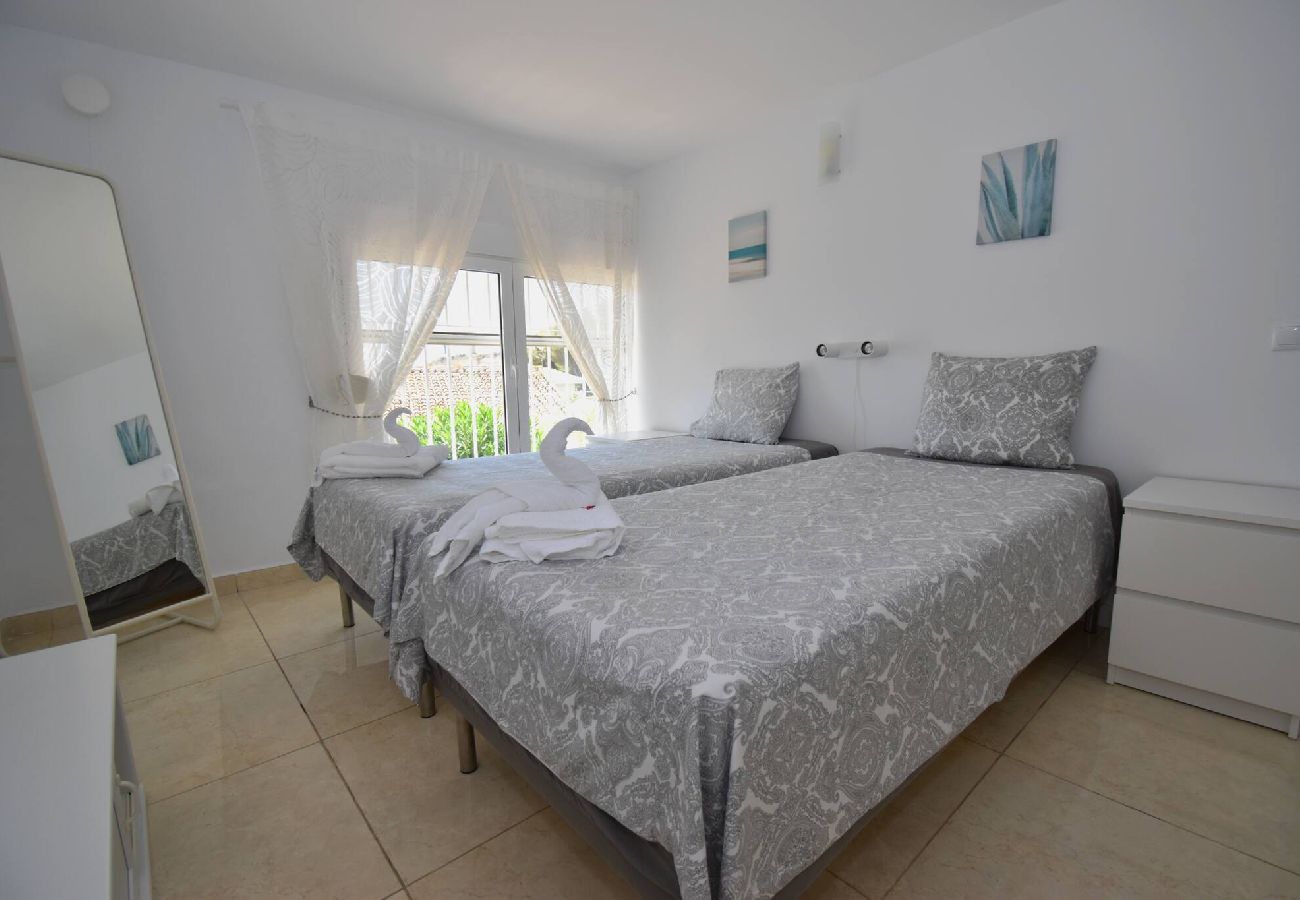 Villa en Fuengirola - Villa con piscina privado cerca de la playa de Fuengirola