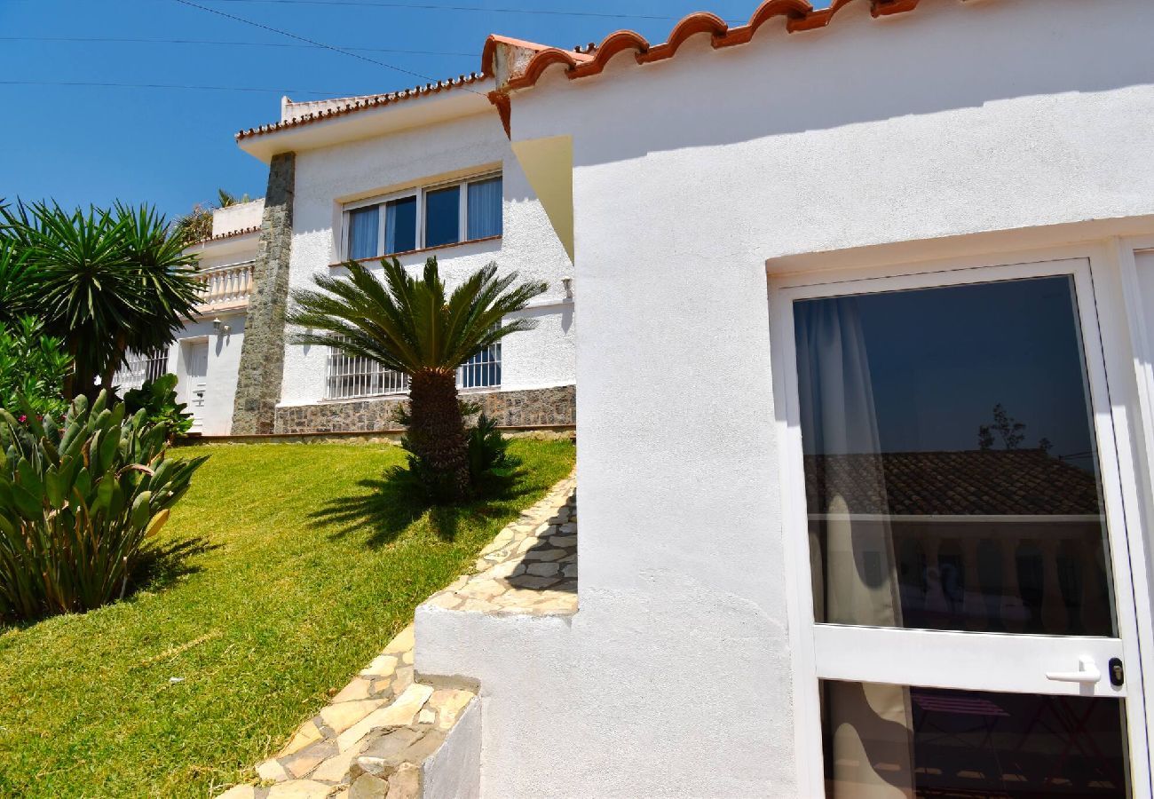 Villa en Fuengirola - Villa con piscina privado cerca de la playa de Fuengirola