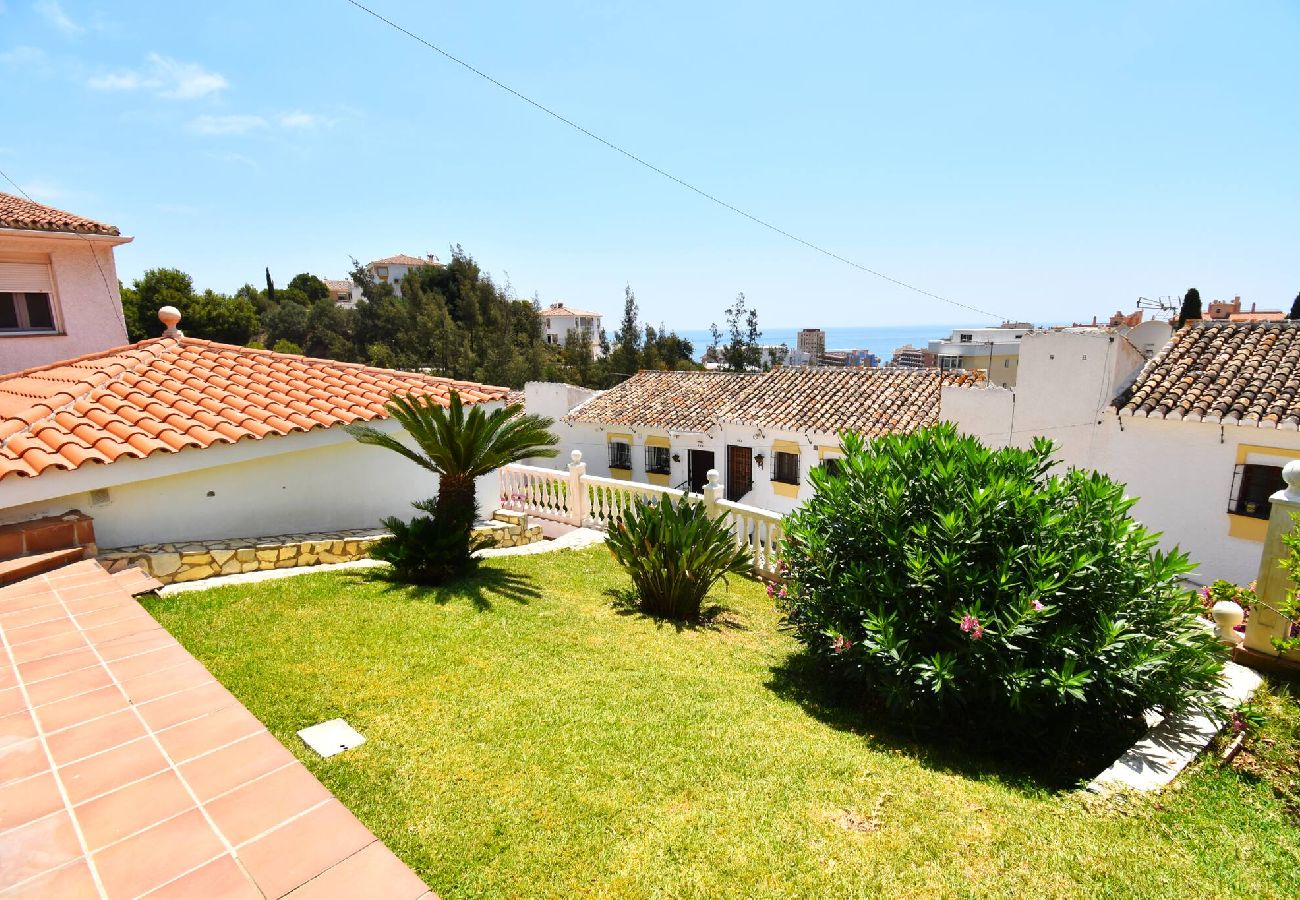 Villa en Fuengirola - Villa con piscina privado cerca de la playa de Fuengirola