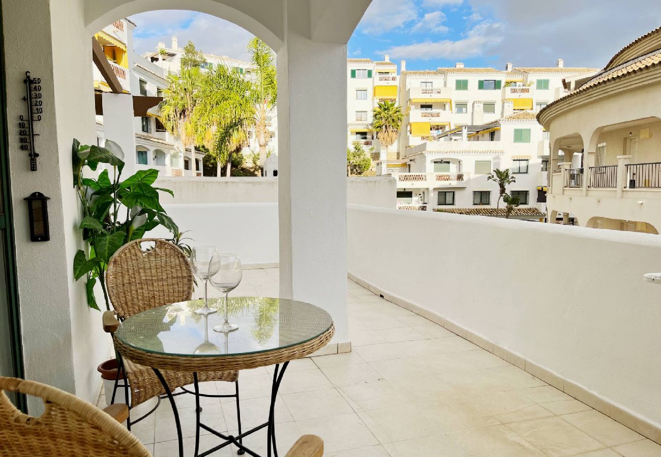 Apartamento en Benalmádena - Pueblo Torrequebrada - Terraza amplia