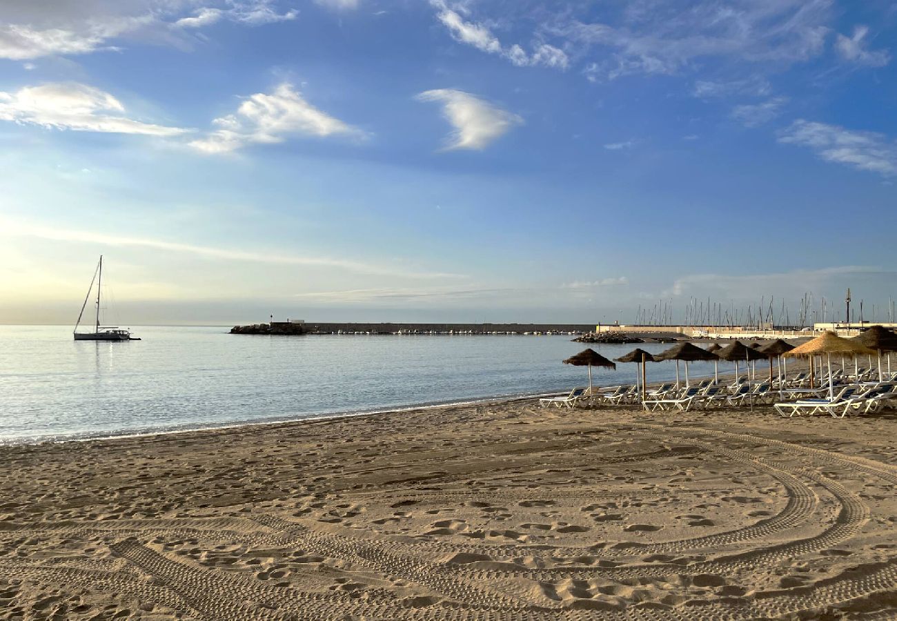 Apartamento en Benalmádena - Piso de 2 dormitorios con vistas bonitas de la terraza