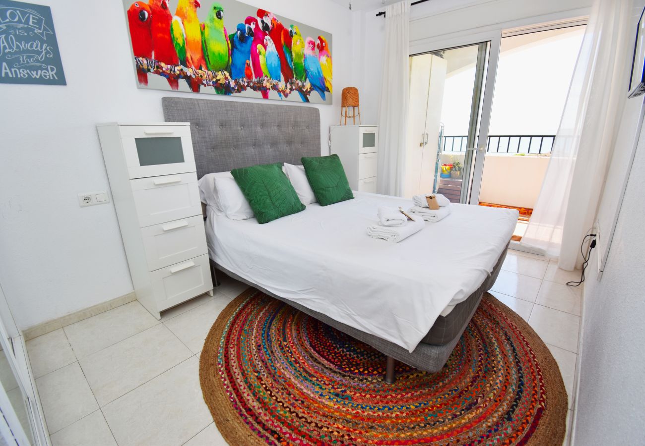 Apartamento en Benalmádena - Piso de 2 dormitorios con vistas bonitas de la terraza