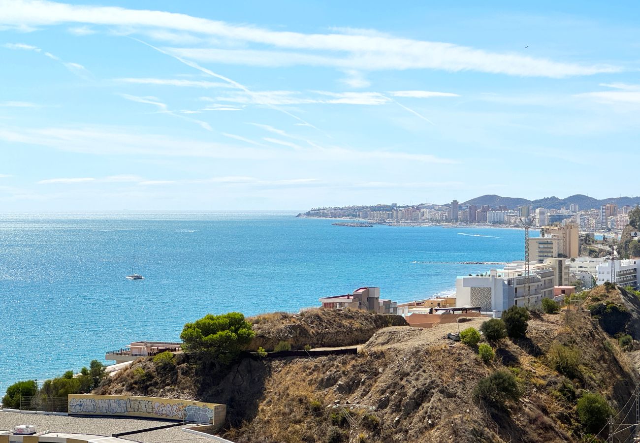 Apartamento en Benalmádena - Piso de 2 dormitorios con vistas bonitas de la terraza