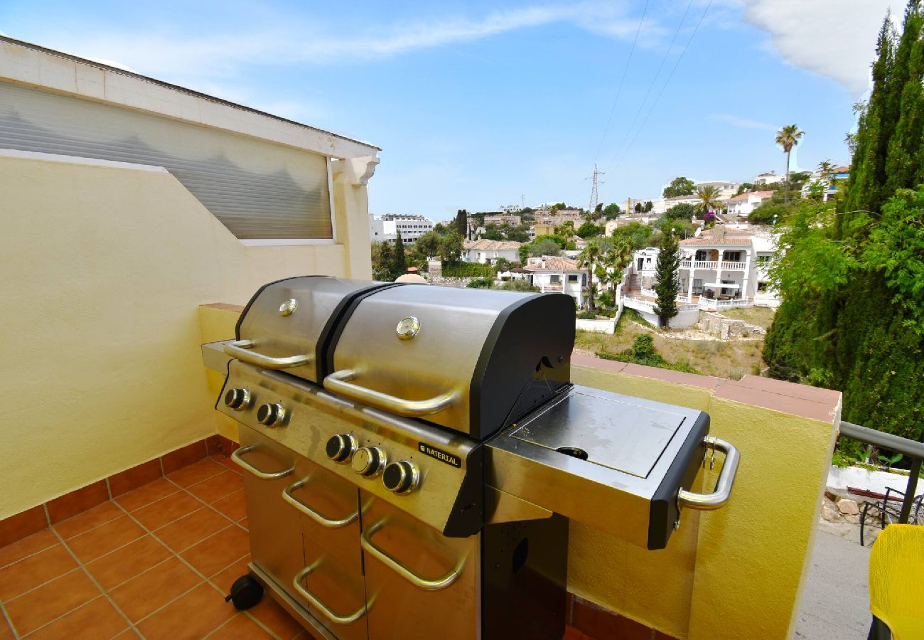 Casa adosada en Fuengirola - Casa de 3 dormitorios con jacuzzi cerca de todo!