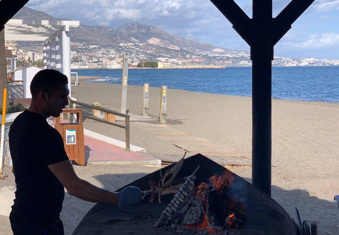 Casa adosada en Fuengirola - Casa de 3 dormitorios con jacuzzi cerca de todo!