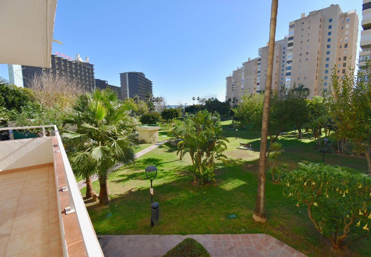 Apartamento en Torremolinos - Playamar Torre 9 al lado de la playa de Torremolinos!