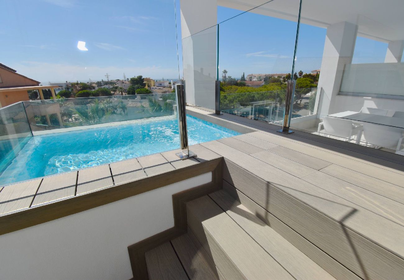 Apartamento en Mijas Costa - Piso moderno con piscina privada de inmersion en la terraza!