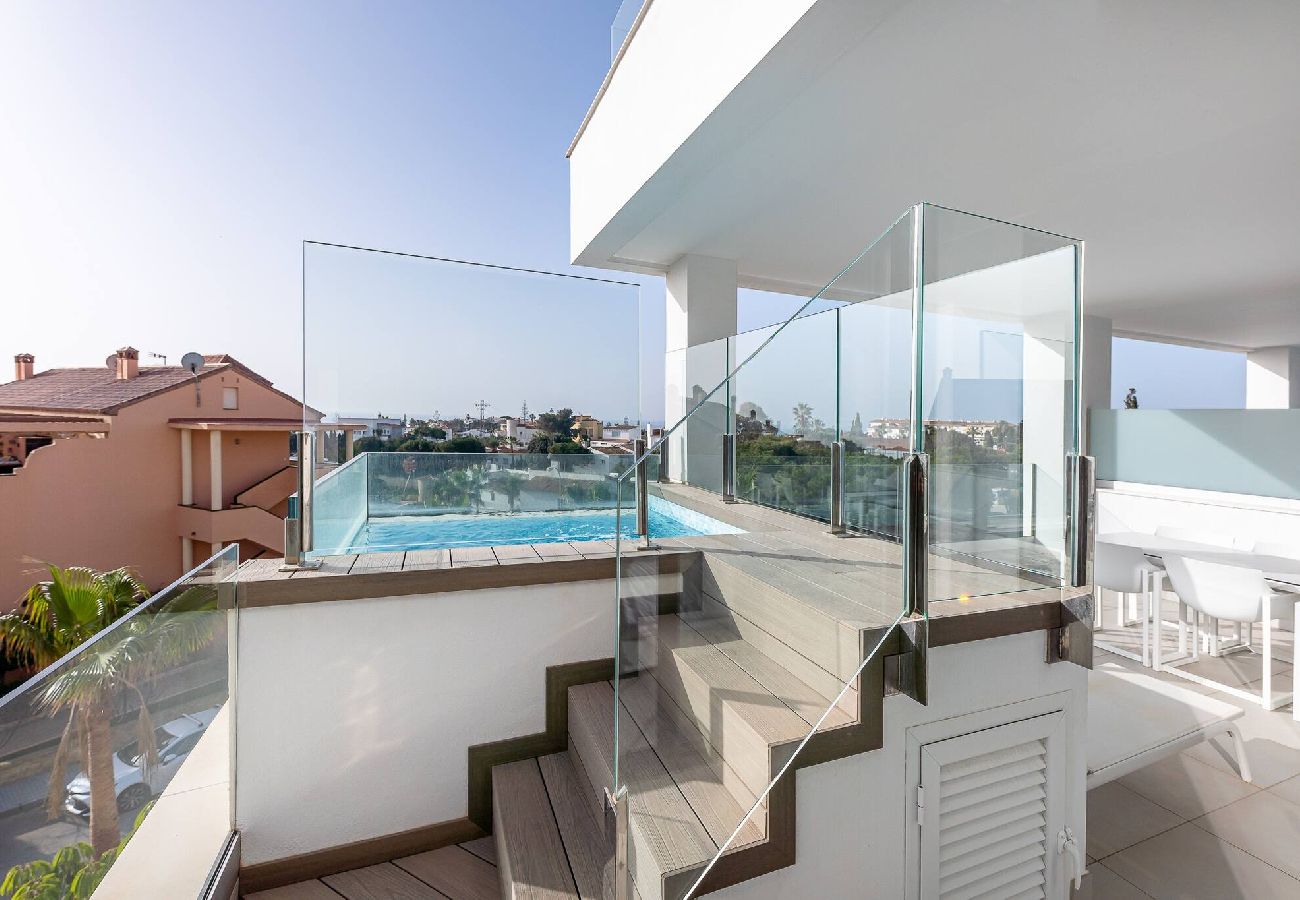 Apartamento en Mijas Costa - Piso moderno con piscina privada de inmersion en la terraza!