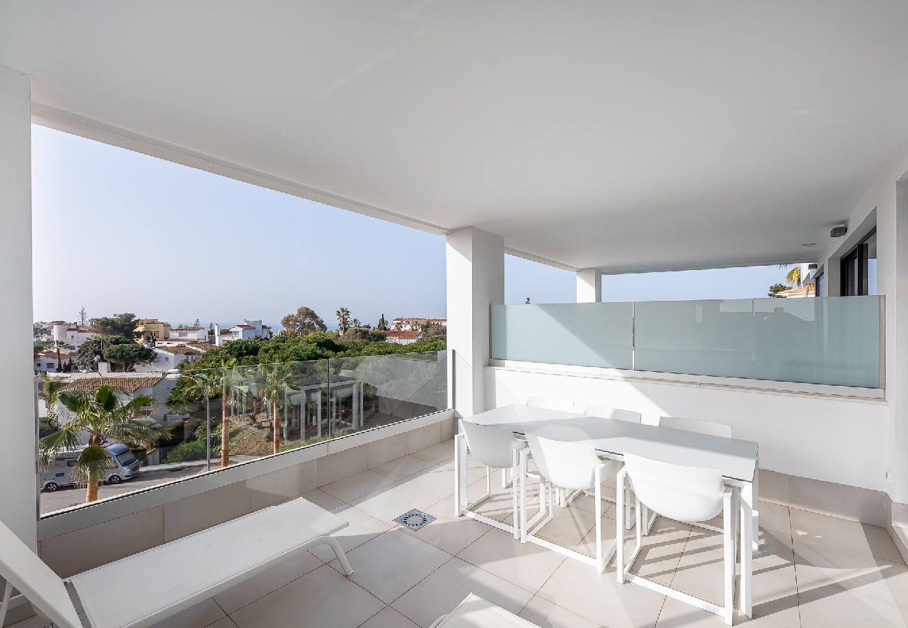 Apartamento en Mijas Costa - Piso moderno con piscina privada de inmersion en la terraza!