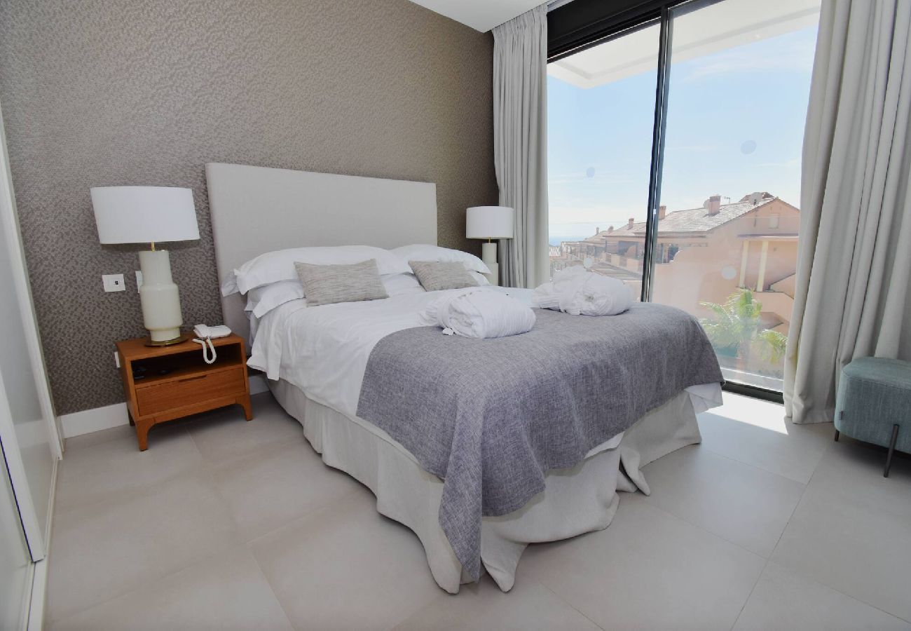 Apartamento en Mijas Costa - Piso moderno con piscina privada de inmersion en la terraza!