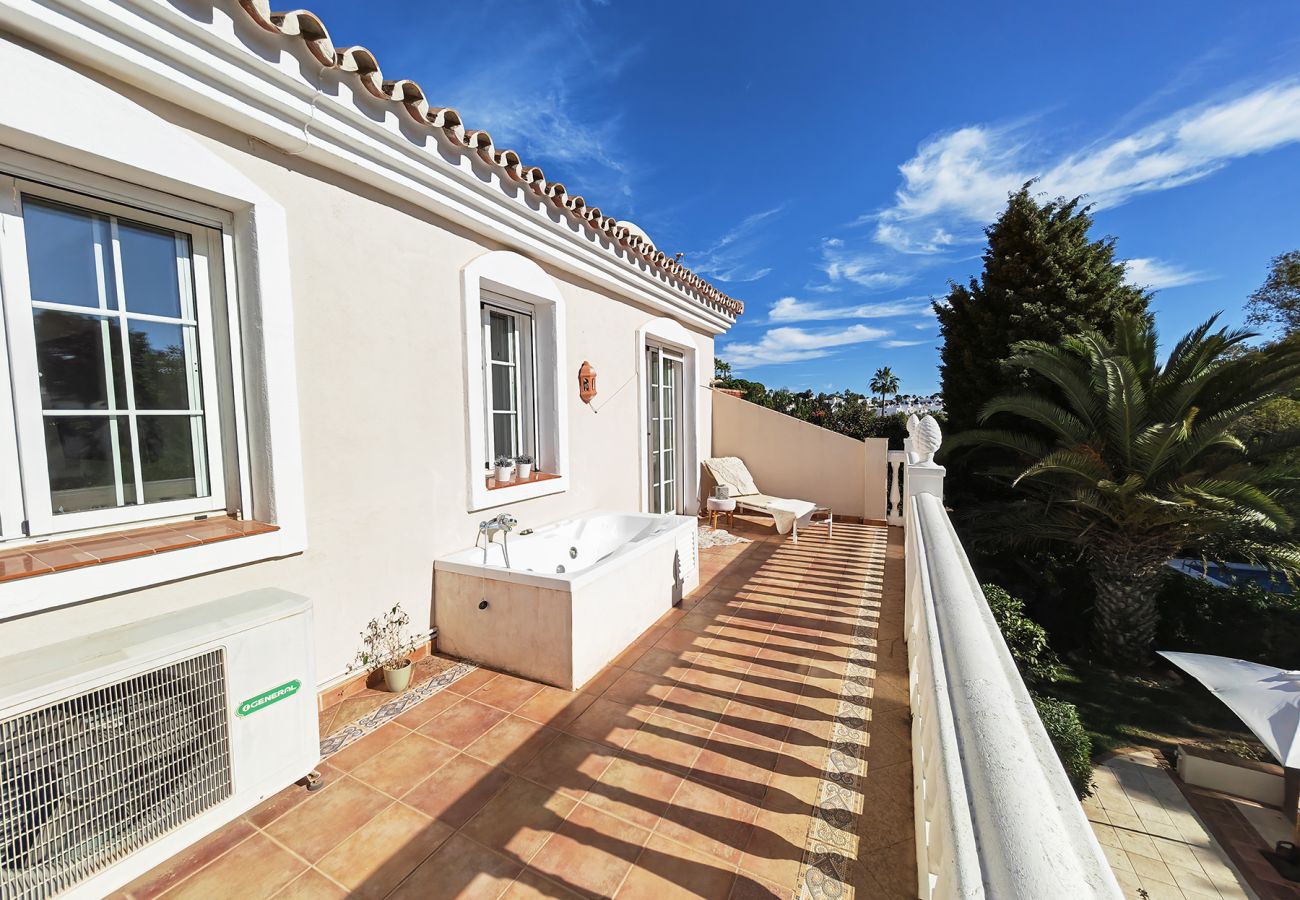 Villa en Mijas Costa - Villa la Perla ¡la joya escondida de Calahonda!