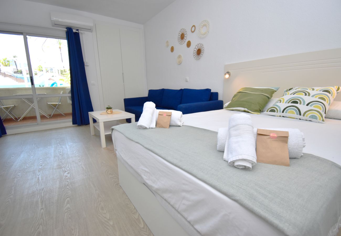 Estudio en Benalmádena - ¡Estudio en Benal Beach con vistas de las piscinas!