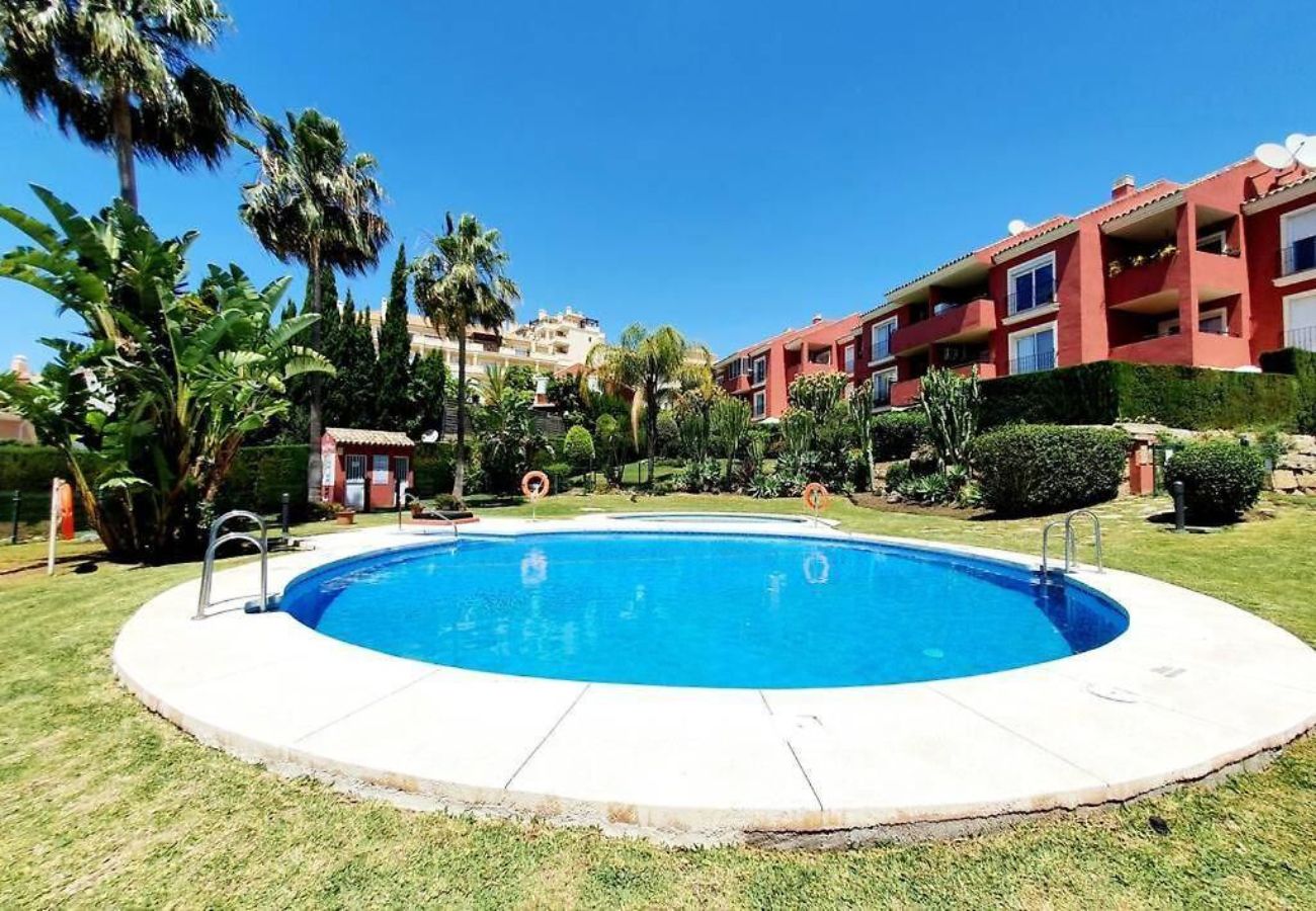 Apartamento en Mijas Costa - Residencial Eagle Golf Park