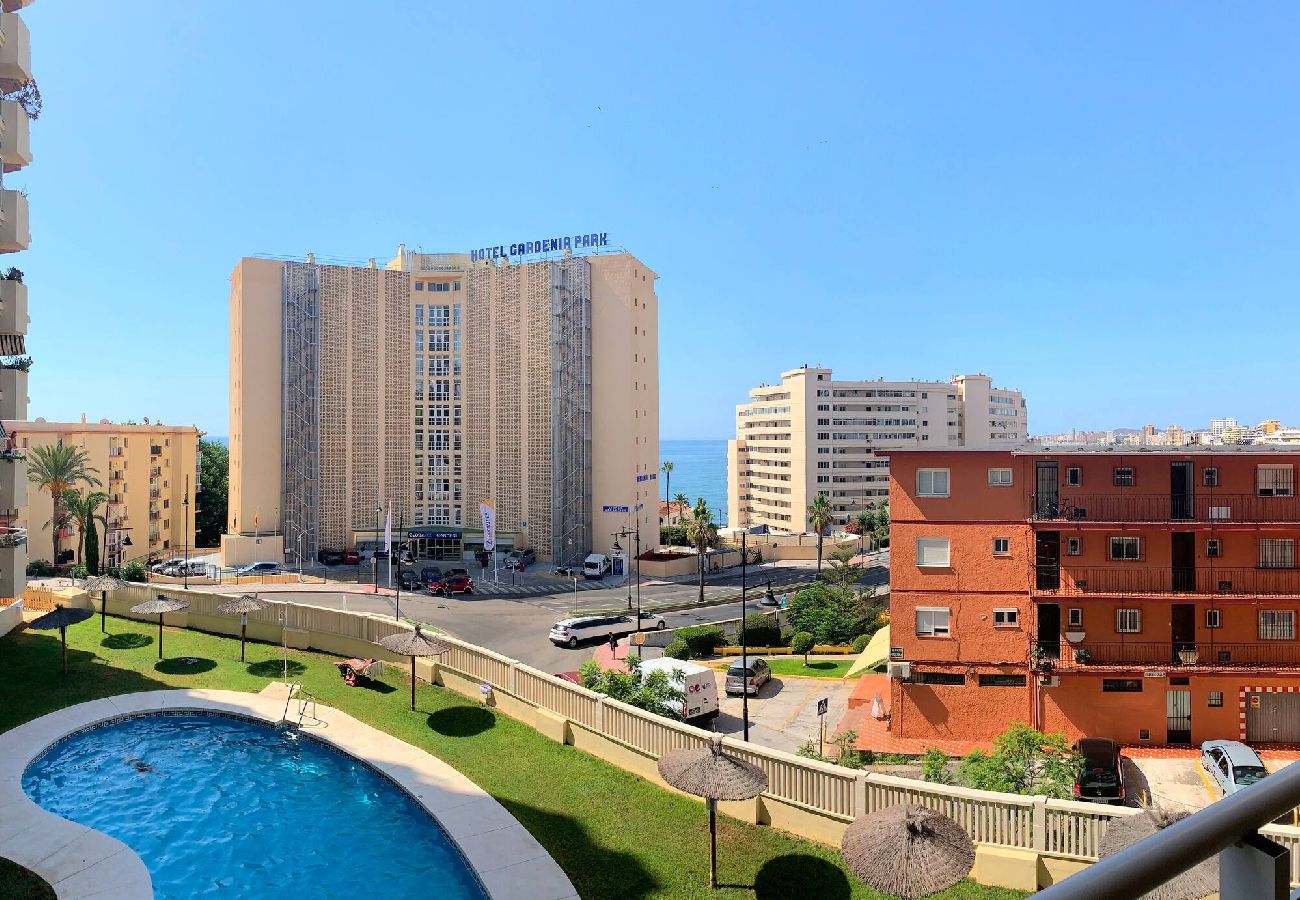 Apartment in Fuengirola - 200m from Torreblanca Beach - Pool&Private parking 