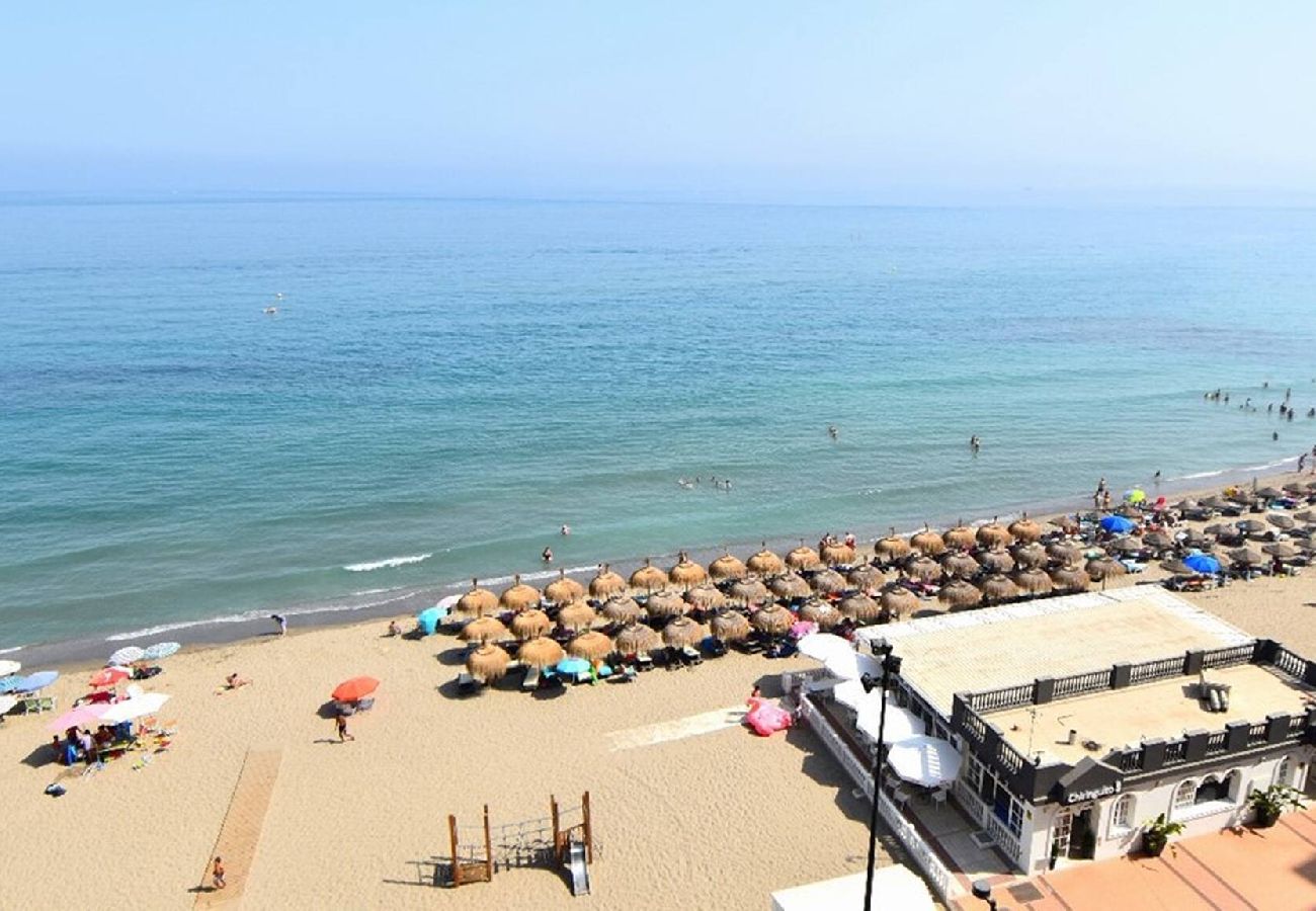 Apartment in Fuengirola - Fuengirola Beachfront 2 bedroom apartment Olimpo 3 