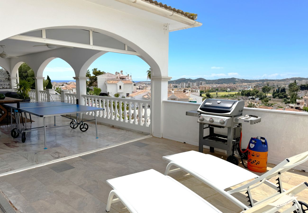 Villa in Mijas Costa - Villa los Pajaritos, spacious 5 bed heated pool 