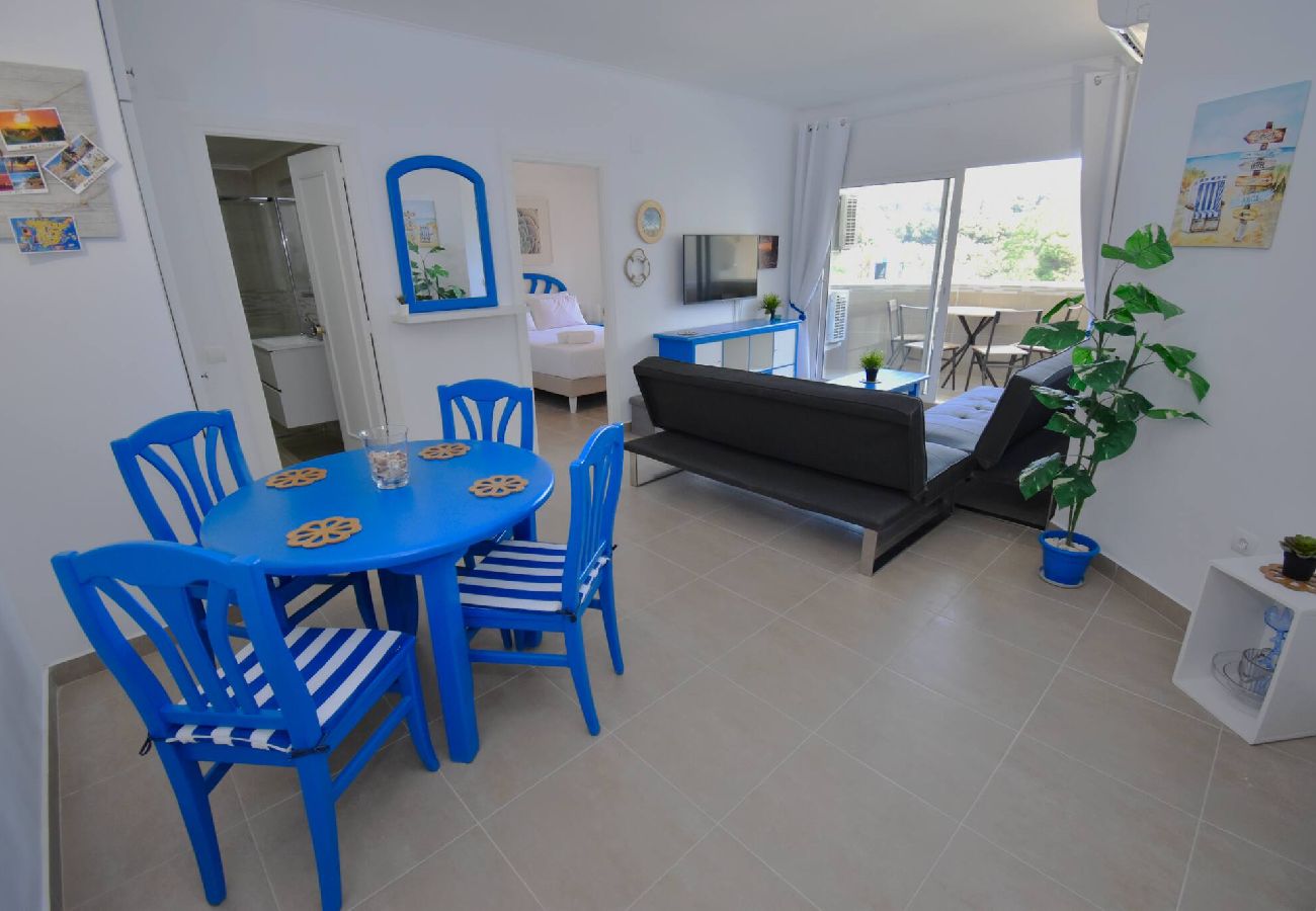 Apartment in Benalmádena - Spacious 1bedroom in Benal Beach 