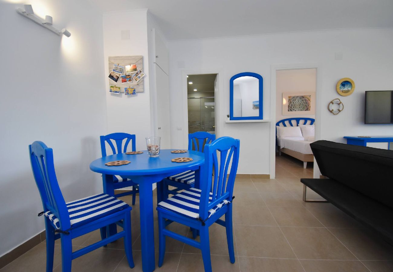 Apartment in Benalmádena - Spacious 1bedroom in Benal Beach 