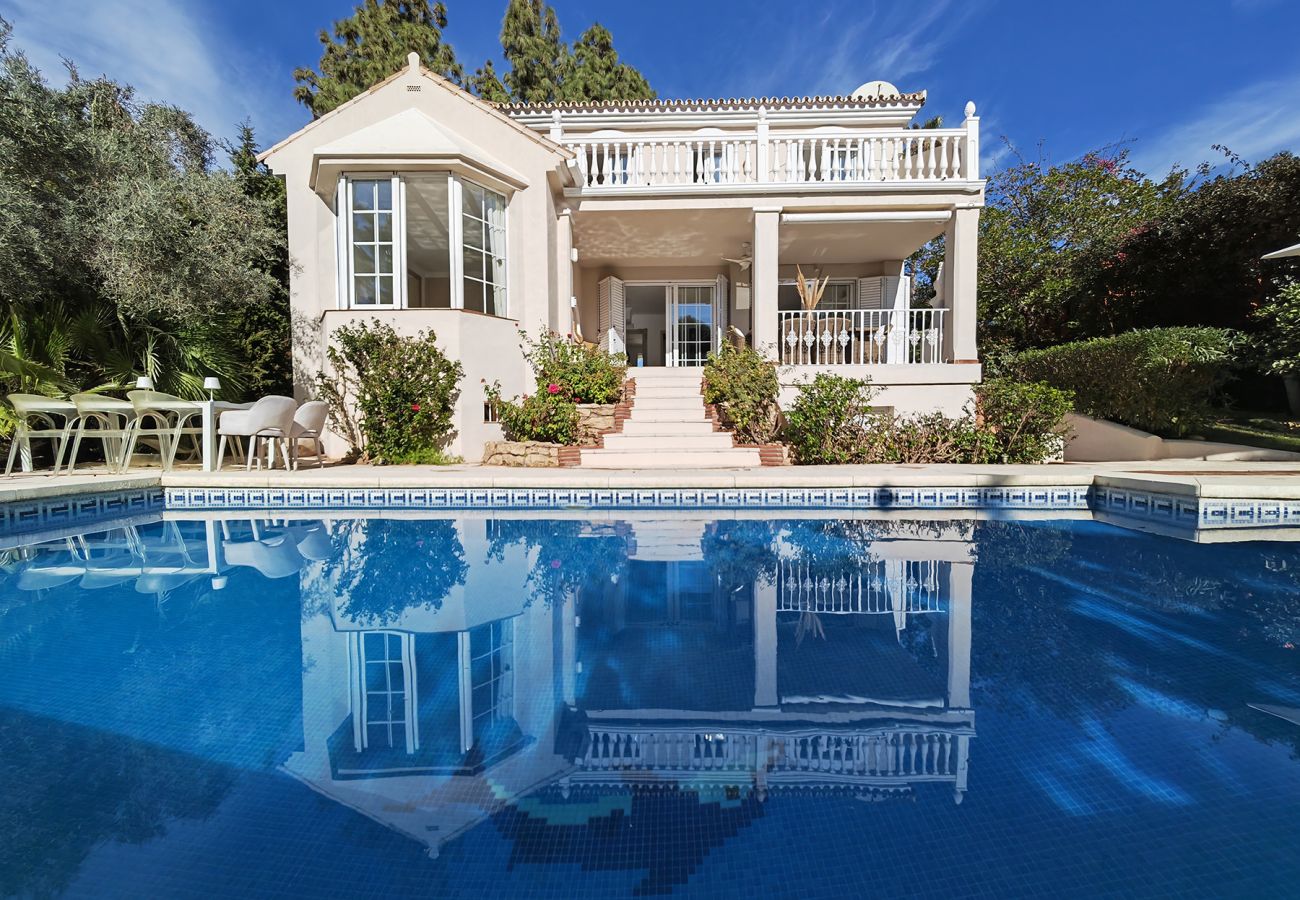 Villa in Mijas Costa - Villa la Perla the hidden gem of Calahonda!