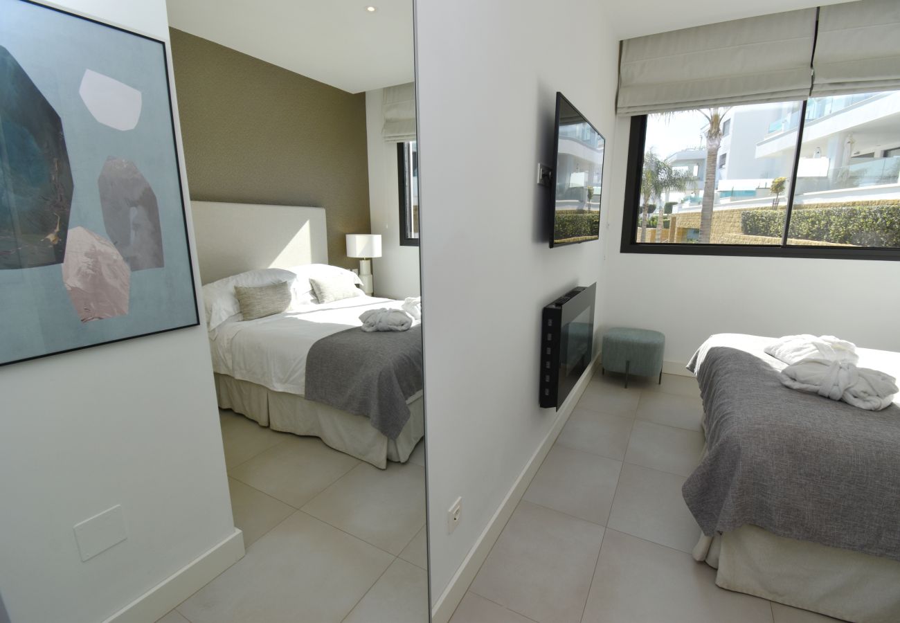 Apartment in Mijas Costa - Santa Barbara Heights luxury apartment overlooking the pools!