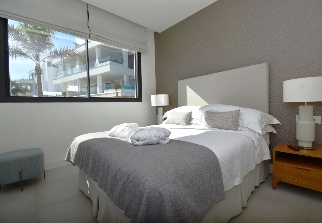 Apartment in Mijas Costa - Santa Barbara Heights luxury apartment overlooking the pools!