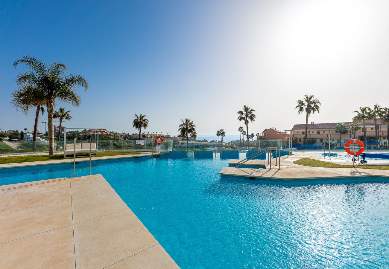 Apartment in Mijas Costa - Santa Barbara Heights luxury apartment overlooking the pools!